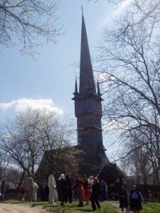 Biserica de lemn din Surdesti