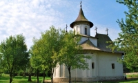 Biserica Fostei Manastiri Patrauti
