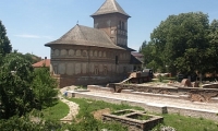 Manastirea Strehaia - obiectiv turistic