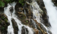 Cascada Urlatoarea - obiectiv turistic
