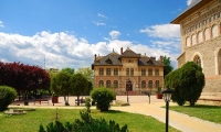Muzeul De Arta Din Piatra Neamt