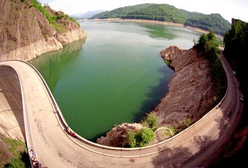 Lacul si barajul Vidraru poza