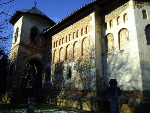 Biserica Sfantul Nicolae Din Balinesti poza