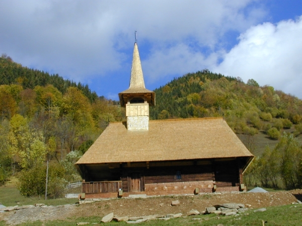 Biserica De Lemn A Manastirii Buna Vestire Din Cormaia poza