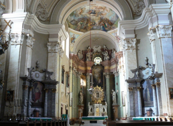 Biserica Fostei Manastiri Franciscane Maria Radna poza