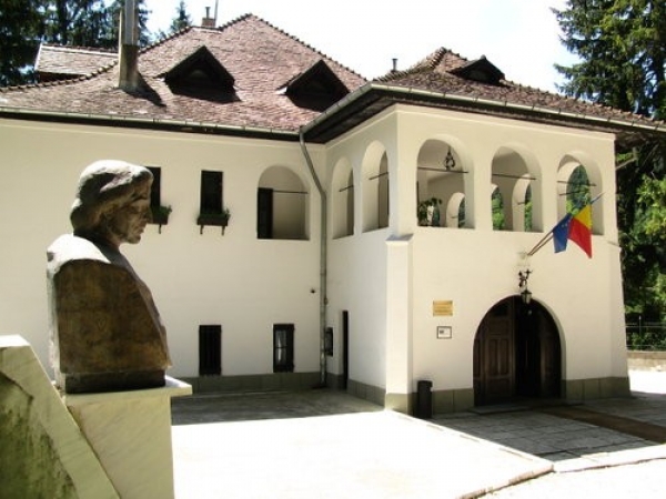 Casa Memoriala George Enescu De La Sinaia poza