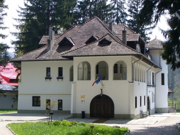 Casa Memoriala George Enescu De La Sinaia poza