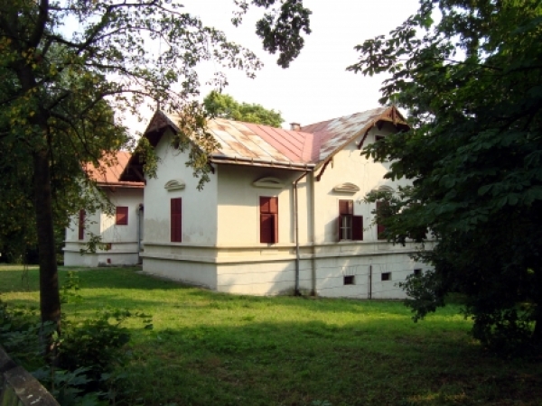 Casa Memoriala George Pop De Basesti poza