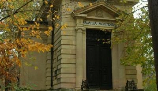 Capela Familiei Monteoru  poza