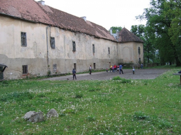 Castelul Gilau poza