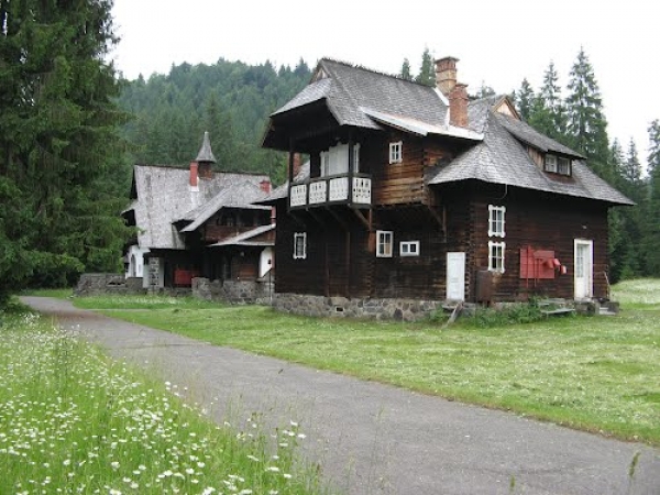 Castelul Lapusna poza