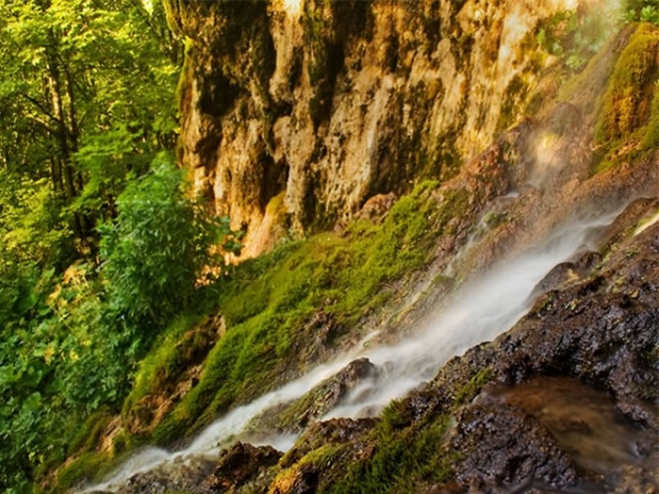 Cascada De Travertin Sipote poza