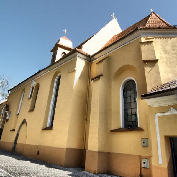 Manastirea Franciscana Sfantul Ioan Din Brasov poza