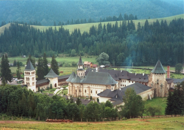 Manastirea Putna poza
