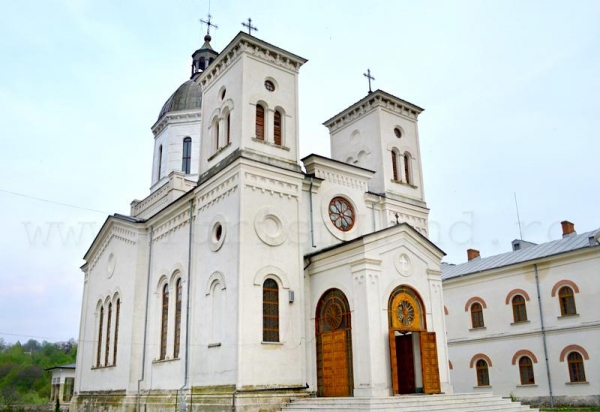 Manastirea Bistrita Din Valcea poza