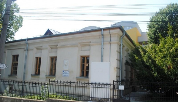 Muzeul Teatrului Din Iasi poza