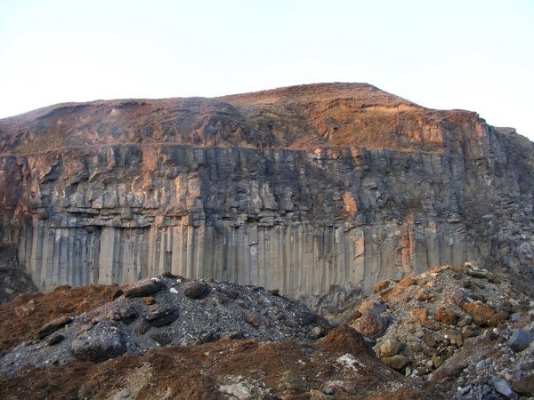 Rezervatia Naturala Coloanele De Bazalt De La Racos poza