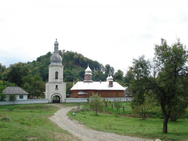 Schitul Tibucani poza