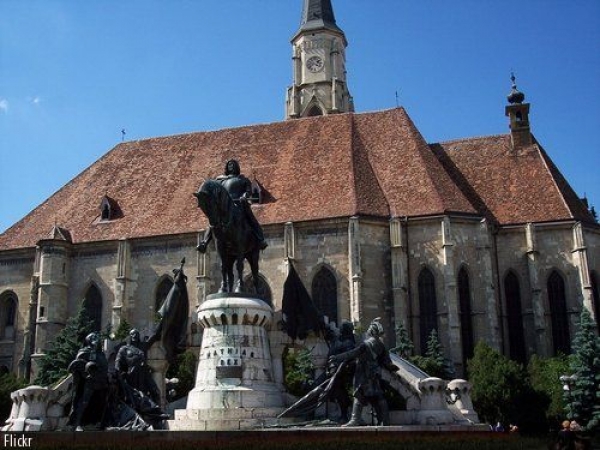 Statuia Matei Corvin Din Cluj poza