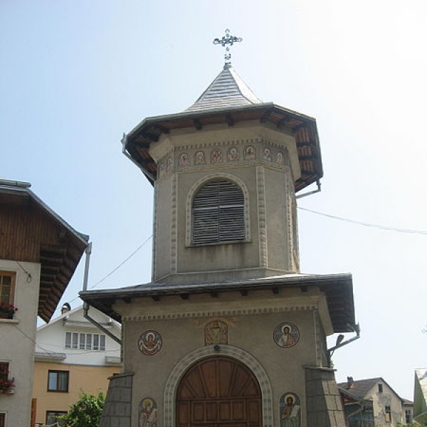 Biserica Sfinții Constantin și Elena poza