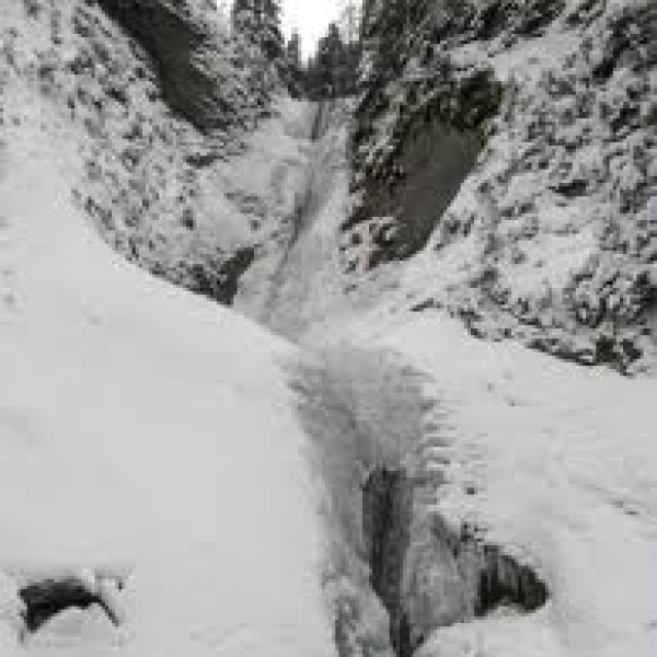 Cascada Duruitoarea poza