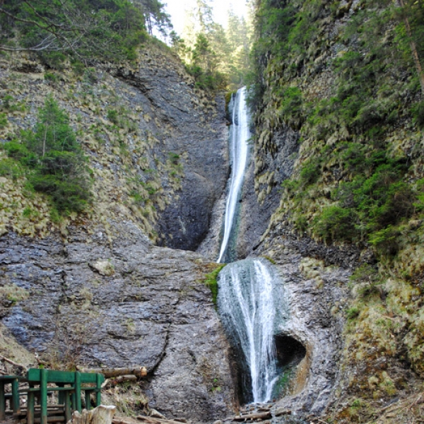 Cascada Duruitoarea poza