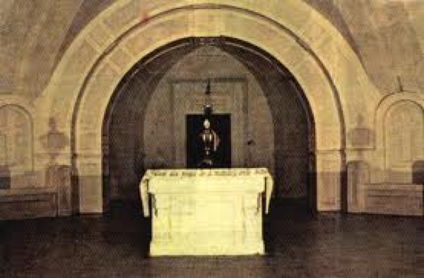 Mausoleul de la Soveja poza