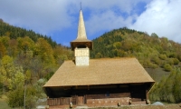 Biserica De Lemn A Manastirii Buna Vestire Din Cormaia poza