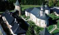 Manastirea Putna poza