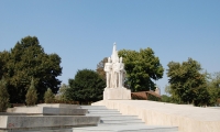 Monumentul Fratii Buzesti poza