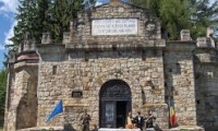 Mausoleul de la Soveja poza
