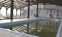 Piscina Cu Apa Sarata De La Cacica poza
