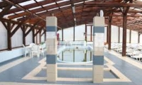 Piscina Cu Apa Sarata De La Cacica poza