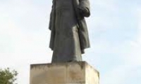 Statuia Lui Vasile Lucaciu poza