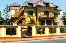 Hotel Golden House