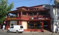 cazare Restaurant Newton