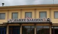 Restaurant Party Saloon
