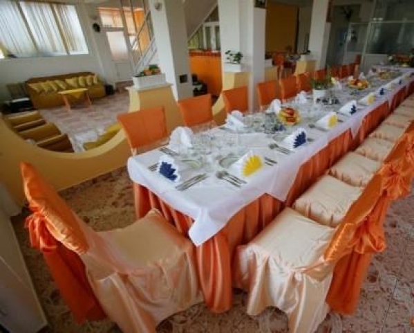 cazare Restaurant Casa Margo poza