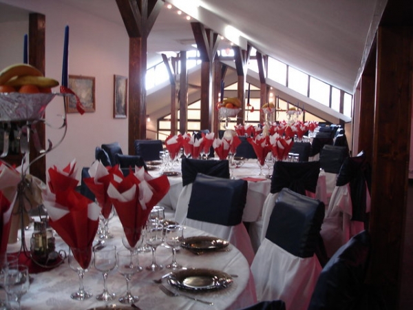 cazare Restaurant Club G poza