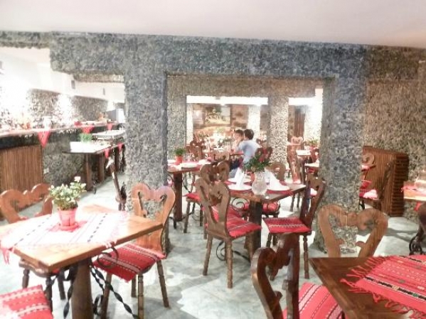 cazare Restaurant Club G poza