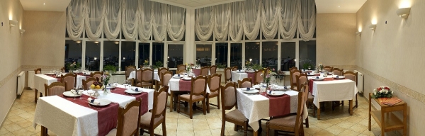 cazare Restaurant Continental Portile De Fier poza
