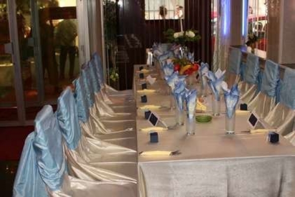 cazare Restaurant Club H poza