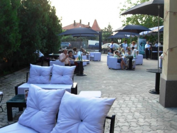 cazare Restaurant Club G poza