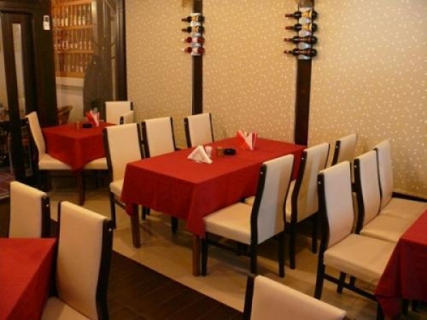 cazare Restaurant La Familia poza