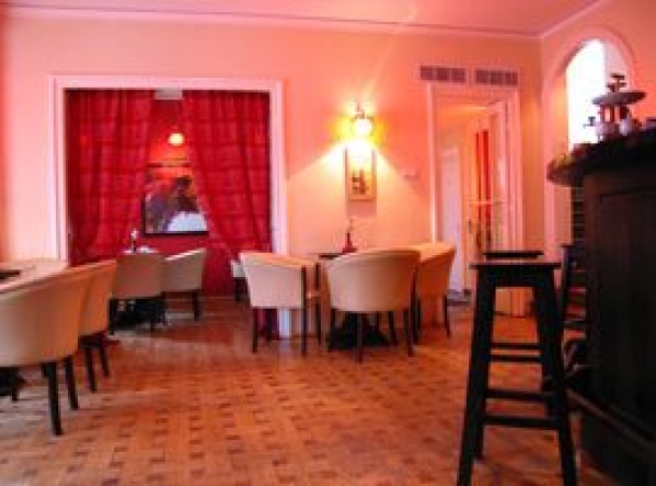 cazare Restaurant Rouge poza