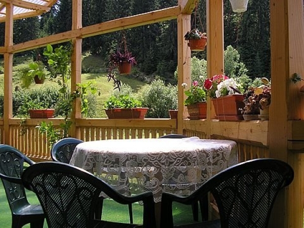 cazare Restaurant Casa Elvira poza