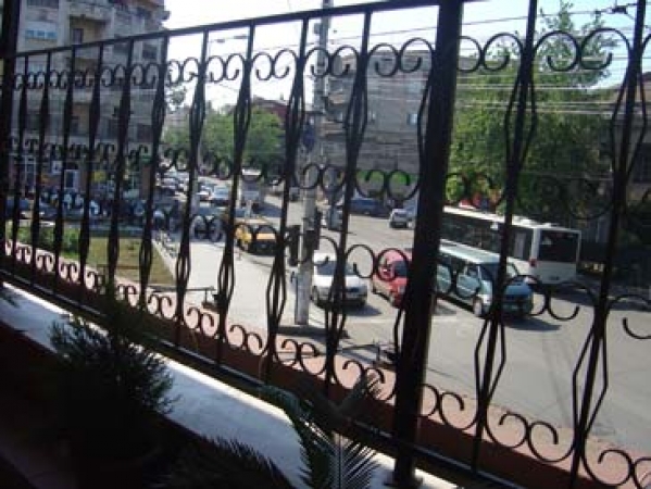 cazare Restaurant Newton poza