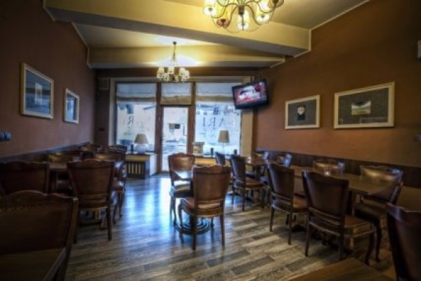 cazare Restaurant  Bari Lounge poza