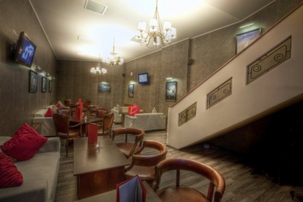 cazare Restaurant  Bari Lounge poza