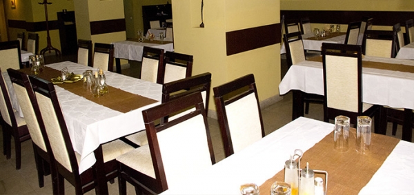 cazare Restaurant Seven poza